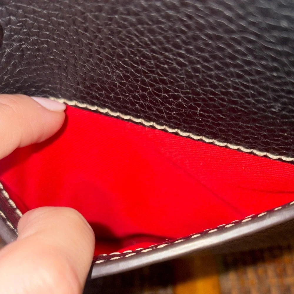 Dooney & Bourke Vintage Lexington Black Tote - Picture 10 of 16